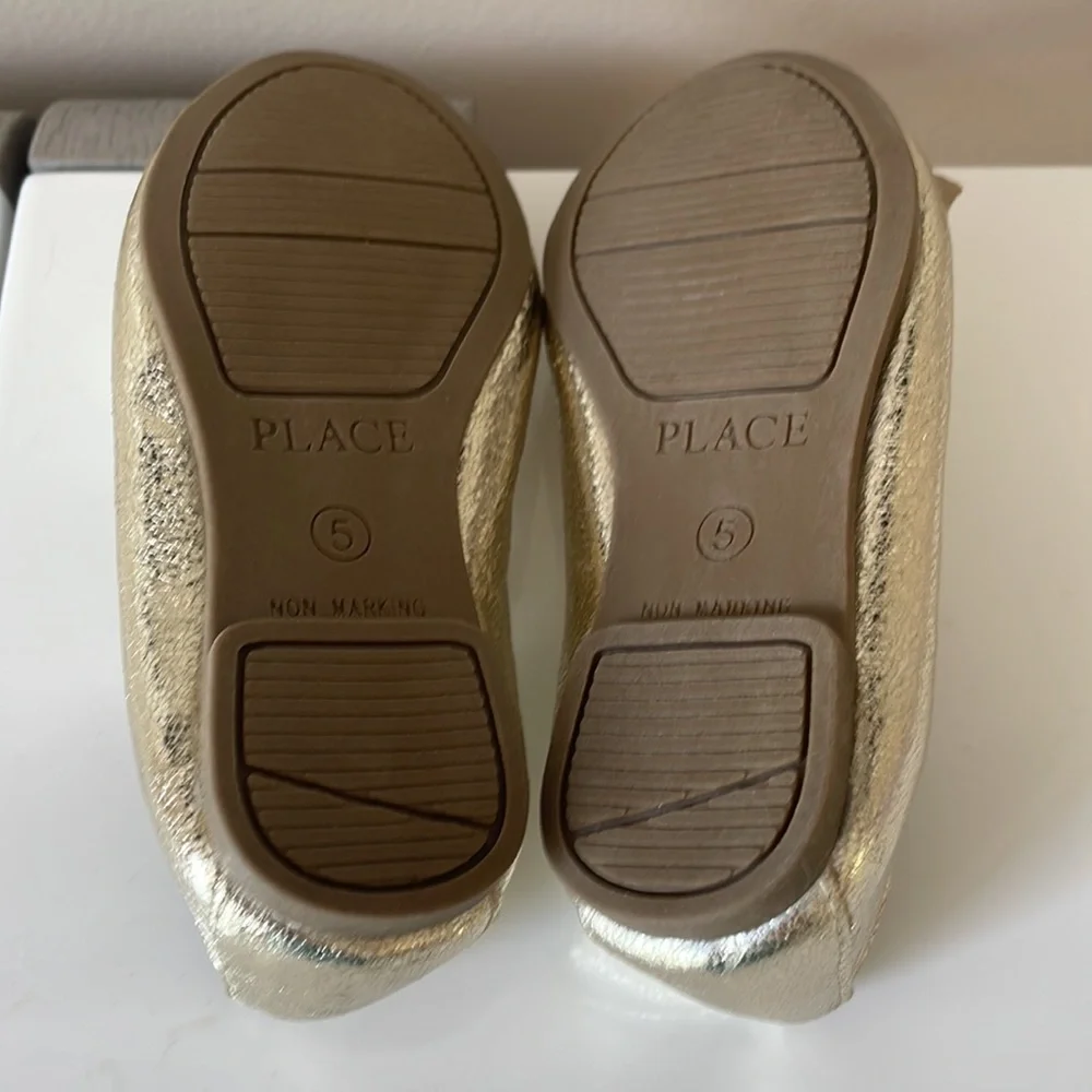 5/$25 Place Gold Shimmer dress shoes Baby Size 5